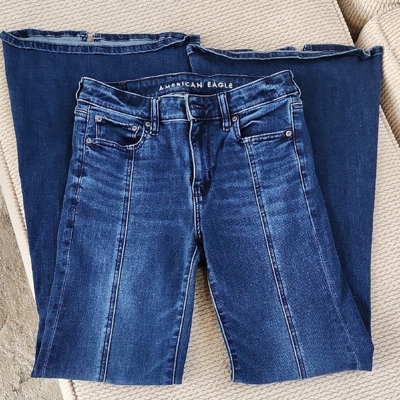 American Eagle Outfitters Denim - American Eagle Outfitters Women's Dark Festival Flare, Stretch Jeans, Size 4